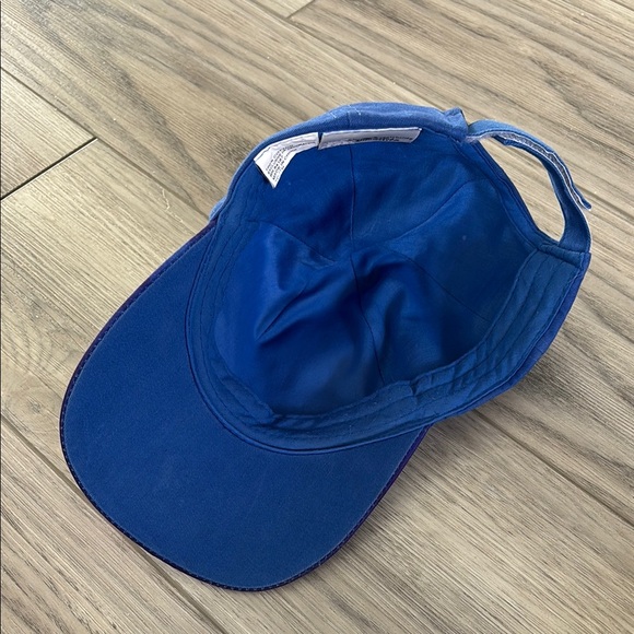 Disney Finding Nemo Shark Cap - Picture 4 of 5